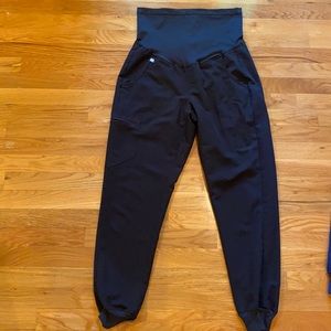 small Zamora maternity jogger pants black small